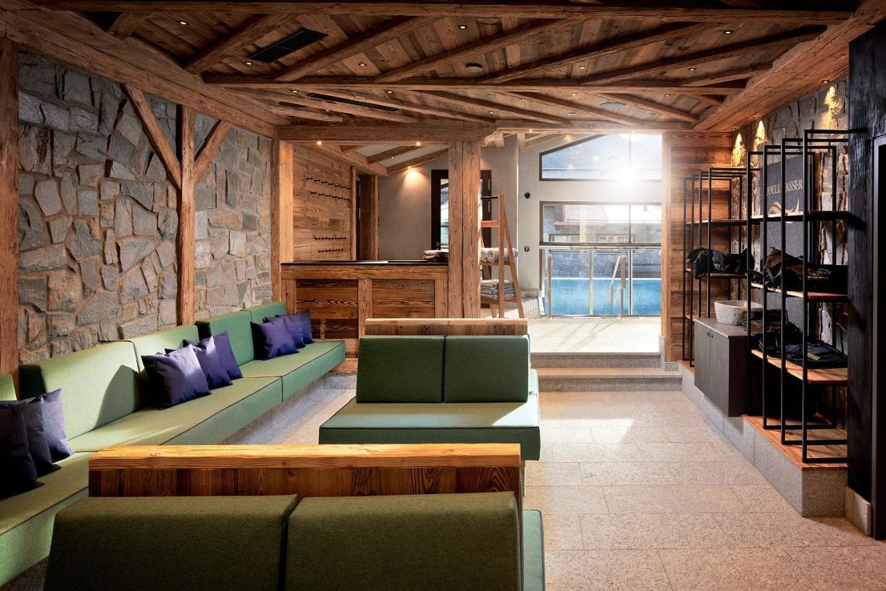 Hotel Neue Post Mayrhofen Exterior photo