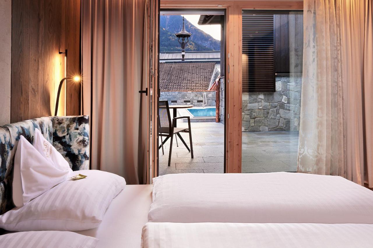 Hotel Neue Post Mayrhofen Exterior photo