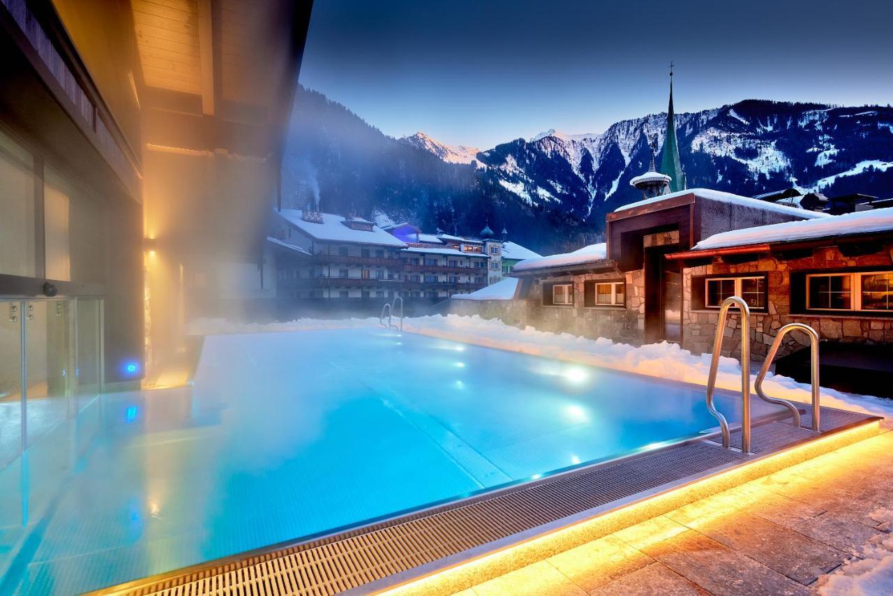 Hotel Neue Post Mayrhofen Exterior photo