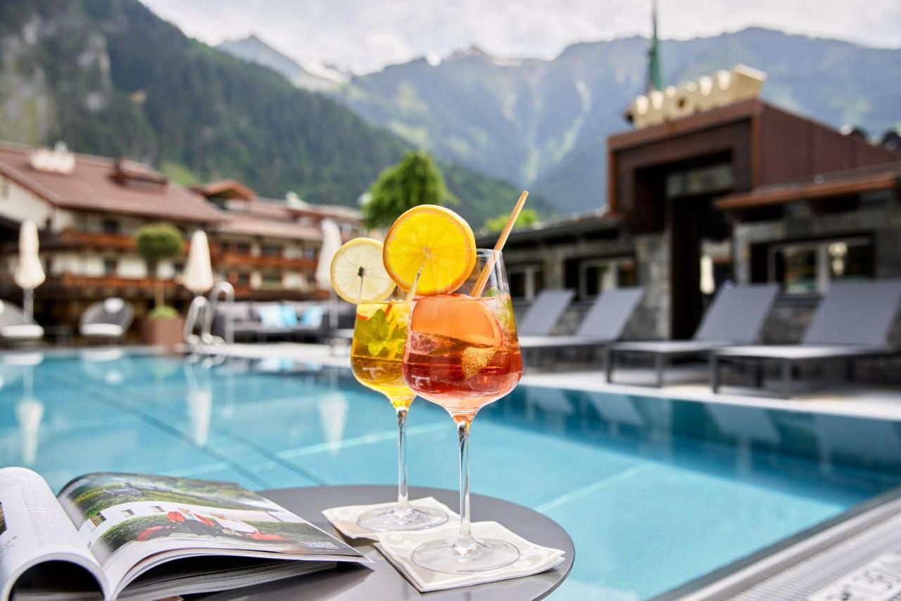 Hotel Neue Post Mayrhofen Exterior photo