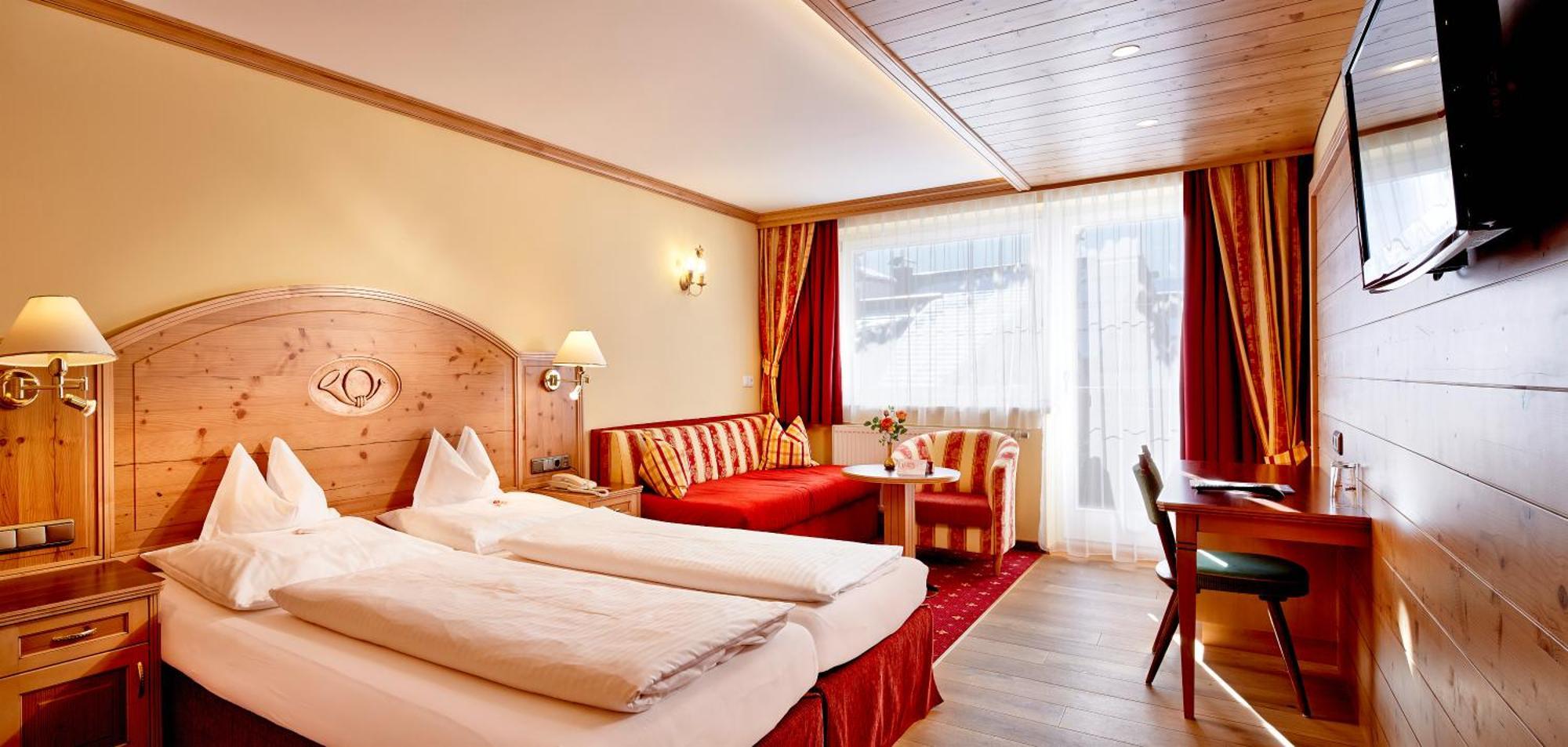 Hotel Neue Post Mayrhofen Exterior photo